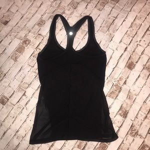 31-Lululemon top 🔴